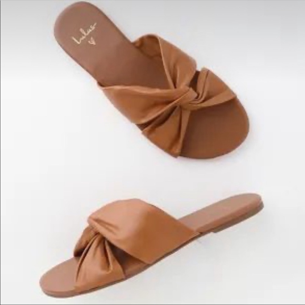 ⛱️🔥Lulu’s - Tan Leather Twist Slides - 10